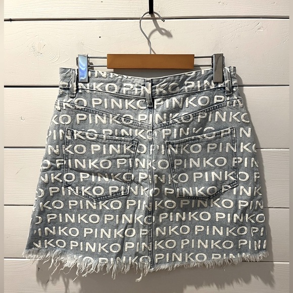 PINKO All-Over Logo Denim Mini Skirt – size US 6 - Picture 7 of 9